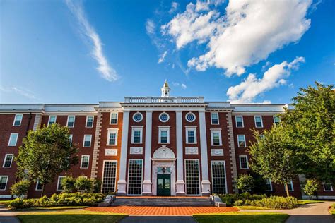 1. Harvard University