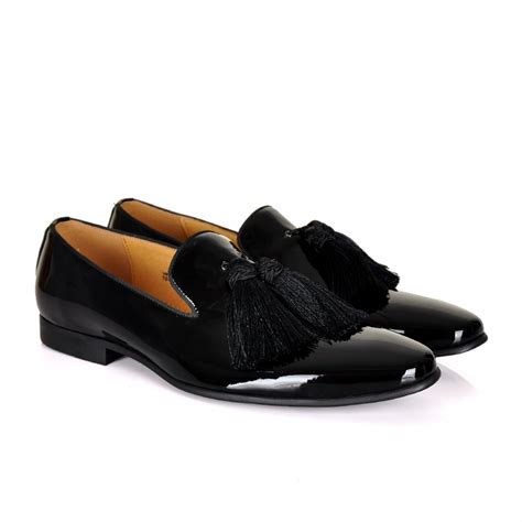 1. Loafers: The Epitome of Timeless Elegance