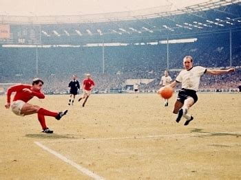 1. O Chute Final de Hurst (Copa do Mundo de 1966)