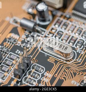 1. Oscillators and Resonators: