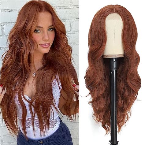 1. Rich Auburn Wavy Wig: A Touch of Red