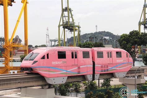 1. Sentosa Express (Monorail)