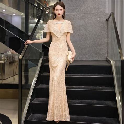 1. Setting the Stage: The Enduring Appeal of Champagne Dresses