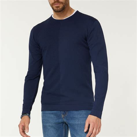 1. Solid-Colored Crewnecks: