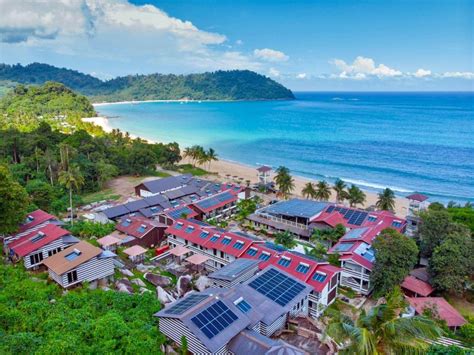 1. The Barat Tioman Beach Resort: A Sanctuary of Serenity