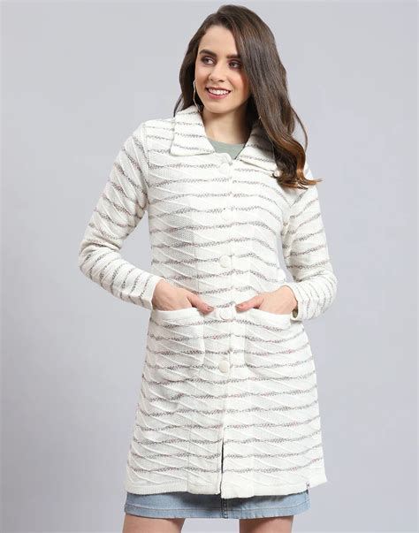 1. The Cozy Cardigan Dress: Embrace Warmth and Comfort