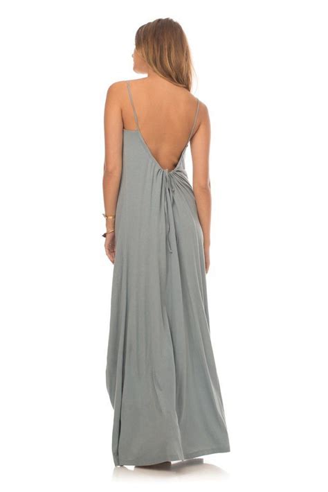 1. The Ethereal Maxi Dress: A Canvas for Your Dreams