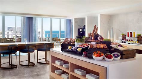 1. The Ritz-Carlton, Fort Lauderdale (0.1 miles from Las Olas)