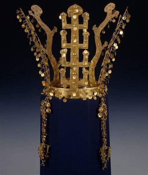 1. The Royal Crown of Silla: