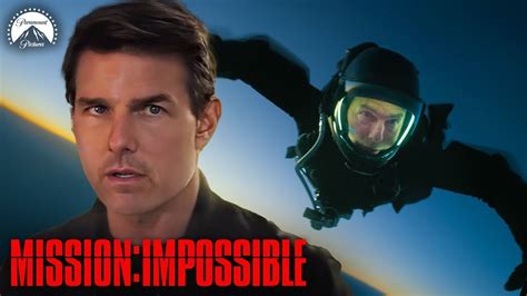 1. Tom Cruise's HALO Jump from 25,000 Feet in 