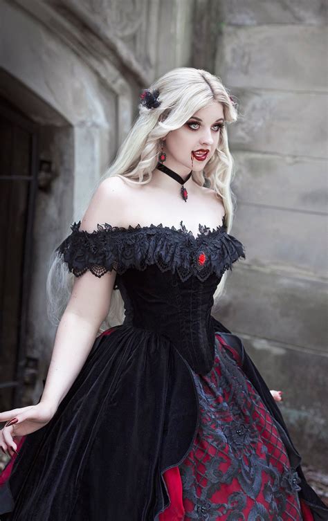 1. Vampiress Gown: