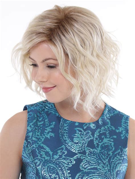 10" Wavy Blonde Bobs Medium Wigs