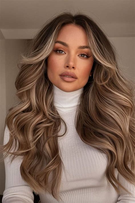 10,000+ Ash Blonde Extension Styles: Elevate Your Look with Runway-Inspired Hues