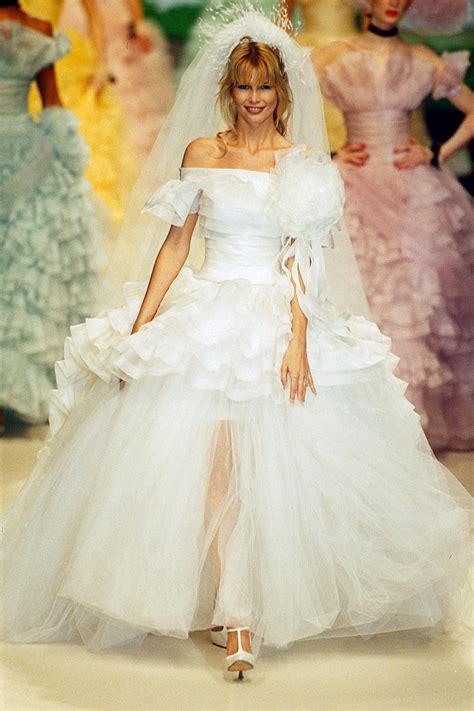 10,000+ Enchanting Chanel Wedding Dresses: A Bride's Ultimate Guide