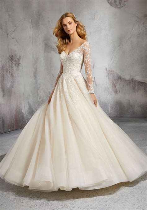 10,000+ Mori Lee Dresses: Find Your Perfect Gown