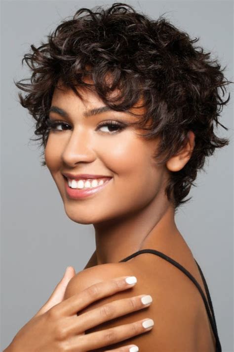 10,000+ Naturally Curly Chubby Face Short Curly Hairstyles That Will Make You Look Stunning