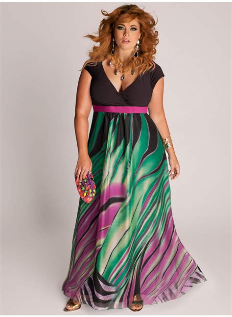 10,000+ Party Dresses for Plus Size Divas: Style & Sparkle