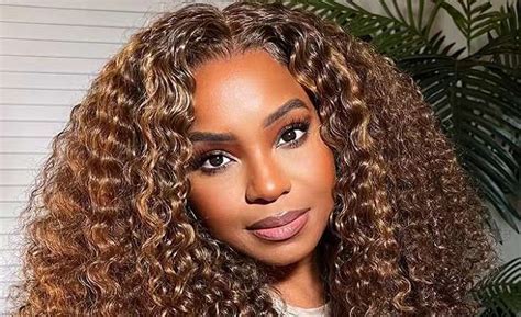 10,000+ Reasons to Fall for Lacefront Wigs