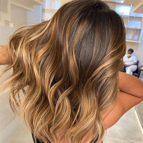 10,000+ Ways to Captivate with Caramel Brown Balayage