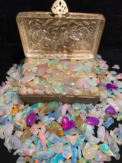 10,000+ Wonders of Faceted Opals