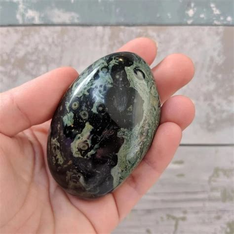 10,000+ Year-Old Kambaba Jasper: Unlocking Its Metaphysical Secrets