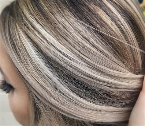 10,000-Word Guide to Ash Blonde Highlights on Brown Hair