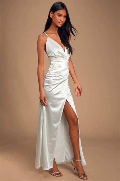 10,000-Word Guide to the Enchanting World of Long White Satin Dresses