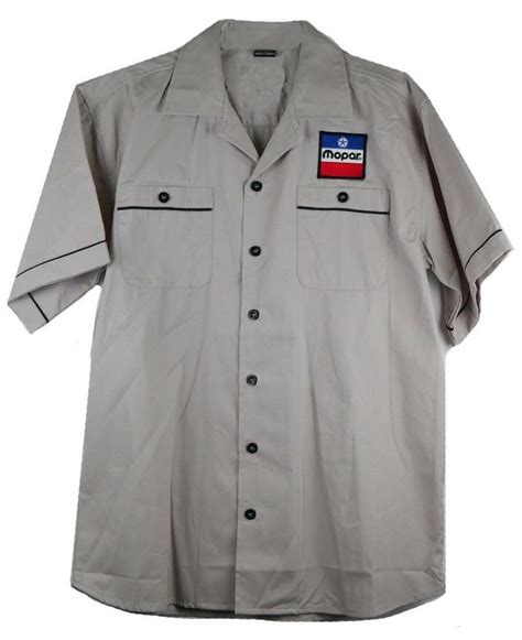 10,000-Word Guide to the Mechanic Button Up Shirt