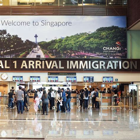 10,104,493 of Foreign Visitors Touched Down in Singapore in 2015!