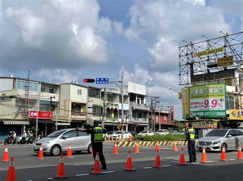 10萬人潮湧向秋葉原