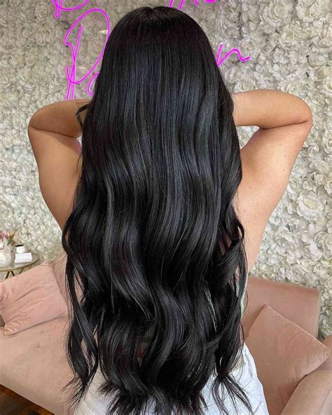 10+ Luscious Hairstyles for Long Black Hair