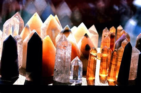 10+ Stunning Display Stands for Crystals You'll Love