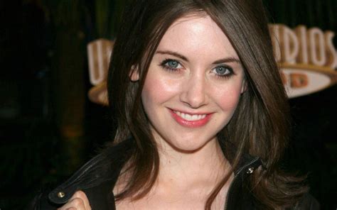 10 Astounding Facts About Alison Brie & Gillian Jacobs: A Dynamic Duo