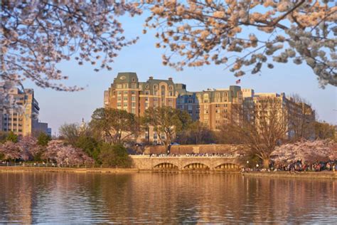 10 Best Hotels Near Metro Washington DC