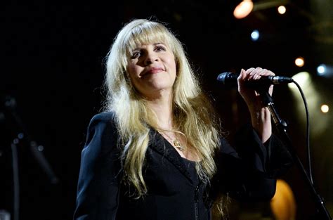 10 Captivating Stevie Nicks Songs That Will Ignite Your Soul