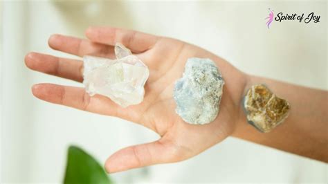 10 Essential Crystals to Protect Your Energy and Enhance Your Well-being