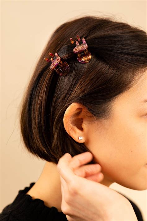 10 Essential Hair Clips for Short Hair: Enhance Your Style