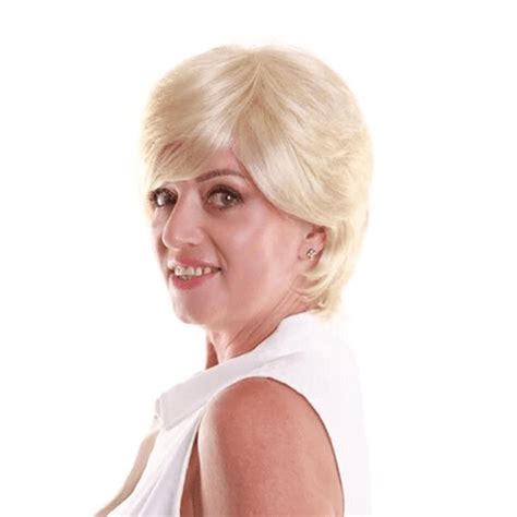 10 Essential Wigs for Cancer Patients: A Comprehensive Guide