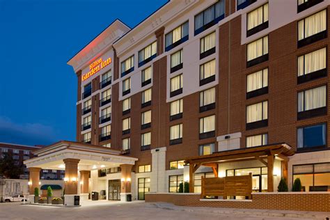 10 Incredible Hotels Near University of Tennessee Knoxville Campus