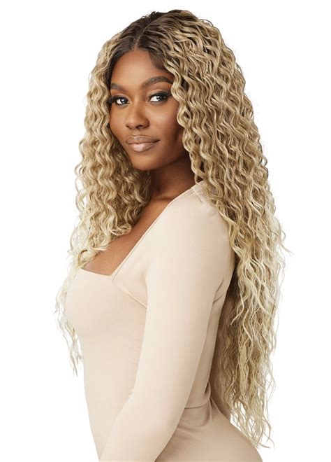 10 Lace Front Wigs for Every Head, Style, and Budget