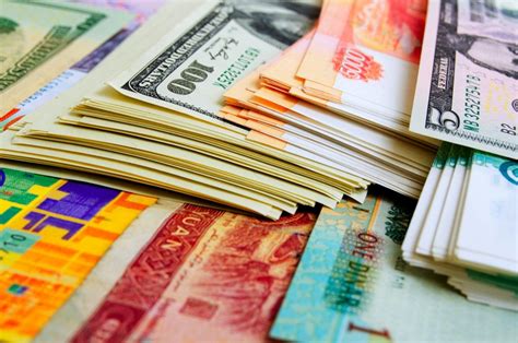 10 Million Pesos in Dollars: A Comprehensive Guide to Understanding Currency Exchange Rates