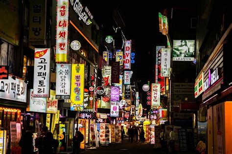 10 Must-Do Experiences in Itaewon, Seoul: The Ultimate Nightlife Guide