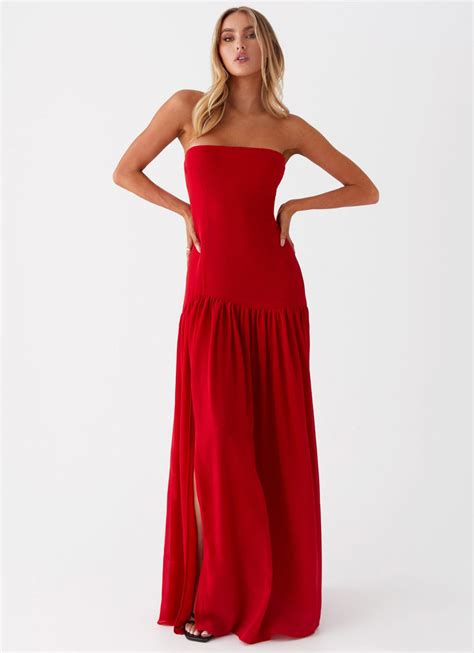 10 Sensational Strapless Red Dresses: A Guide to Chic and Alluring Attire