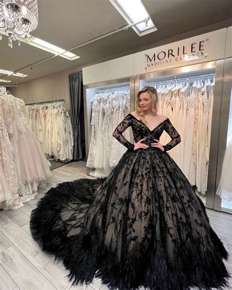 10 Stunning Black Wedding Dress Ideas for the Modern Bride