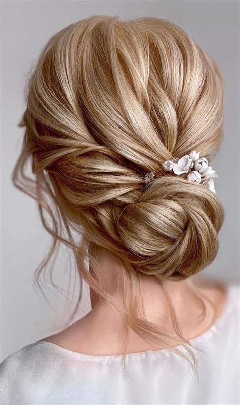 10 Stunning Classy Elegant Wedding Hair Updos