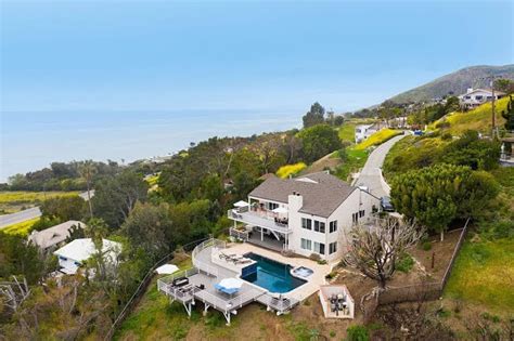 10 Stunning Places to Stay in Malibu