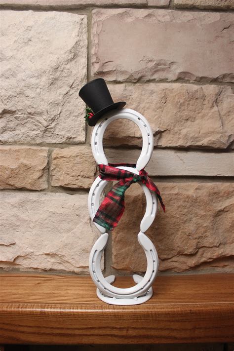 10 Surprising Ways to Build the Perfect 4-Tier Horseshoe Snowman