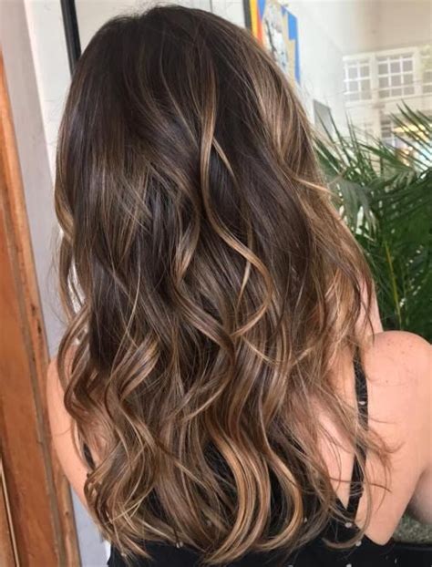 10 Sweet Caramel Balayage Hair Looks to Spice Up Your Style