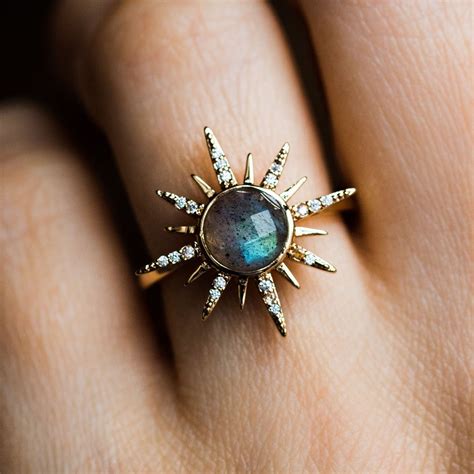 10 Unbelievable Labradorite Rings That Will Make You Fall in Love with Nature's Magic