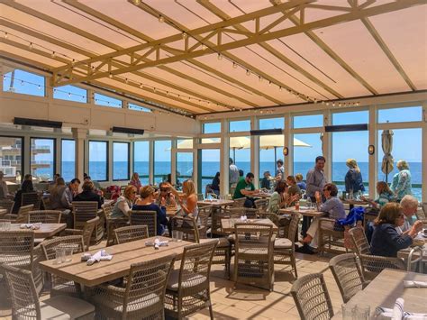 10 Unforgettable Driftwood Restaurants in Laguna Beach